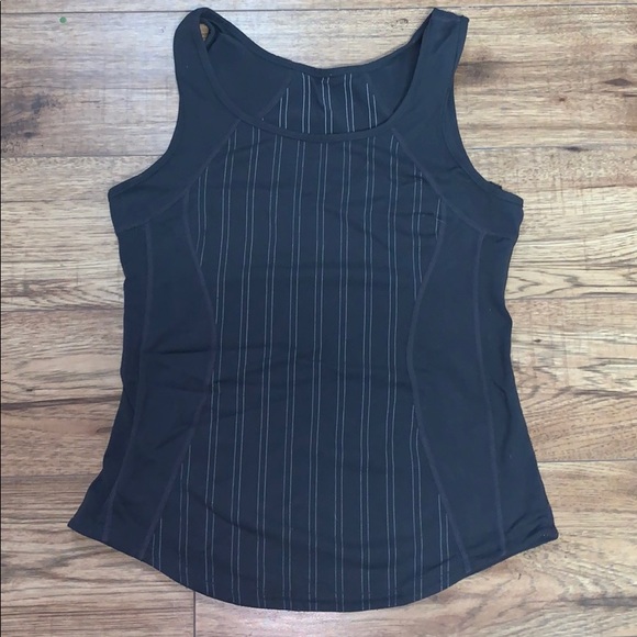 Lululemon tank - like new - Picture 2 of 3